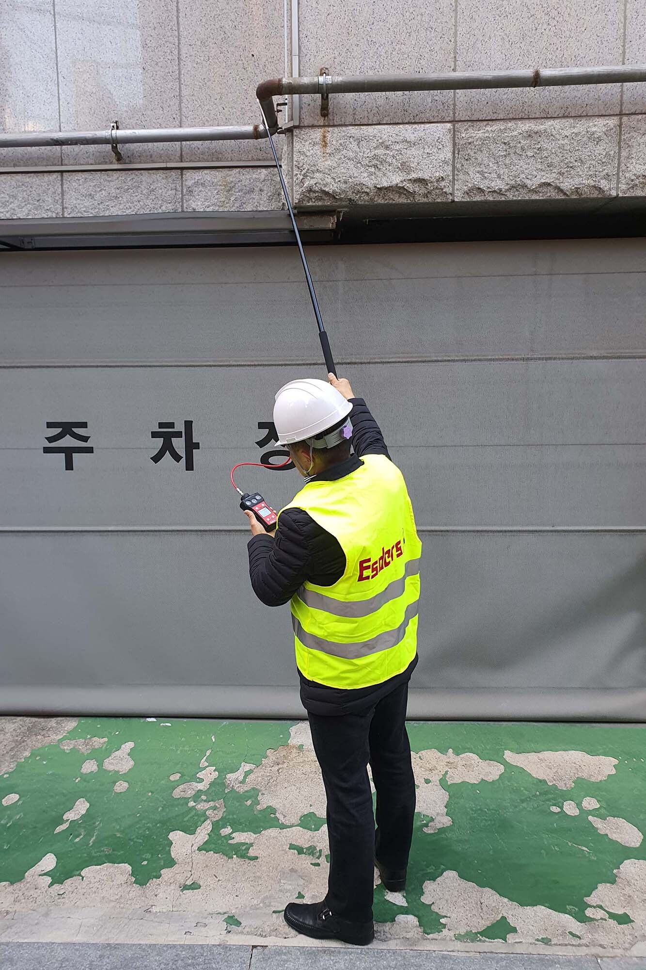 Gas detection in South Korea with probe and OLLI
